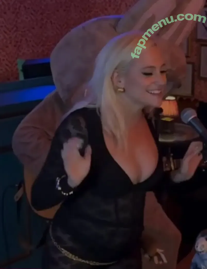 Pixie Lott nude photo #0166 (pixielott)