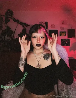  nude photo #0004