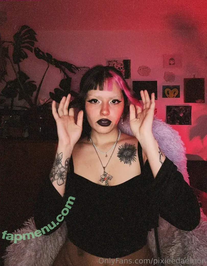 pixieedaemon nude photo #0004 (pixieedaemon)