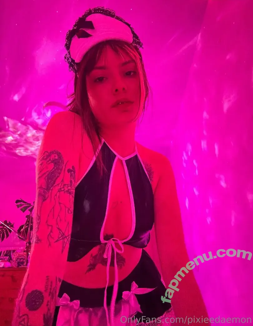 pixieedaemon nude photo #0017 (pixieedaemon)
