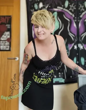 pixiegirlcam / maryelrochin nude photo #0107