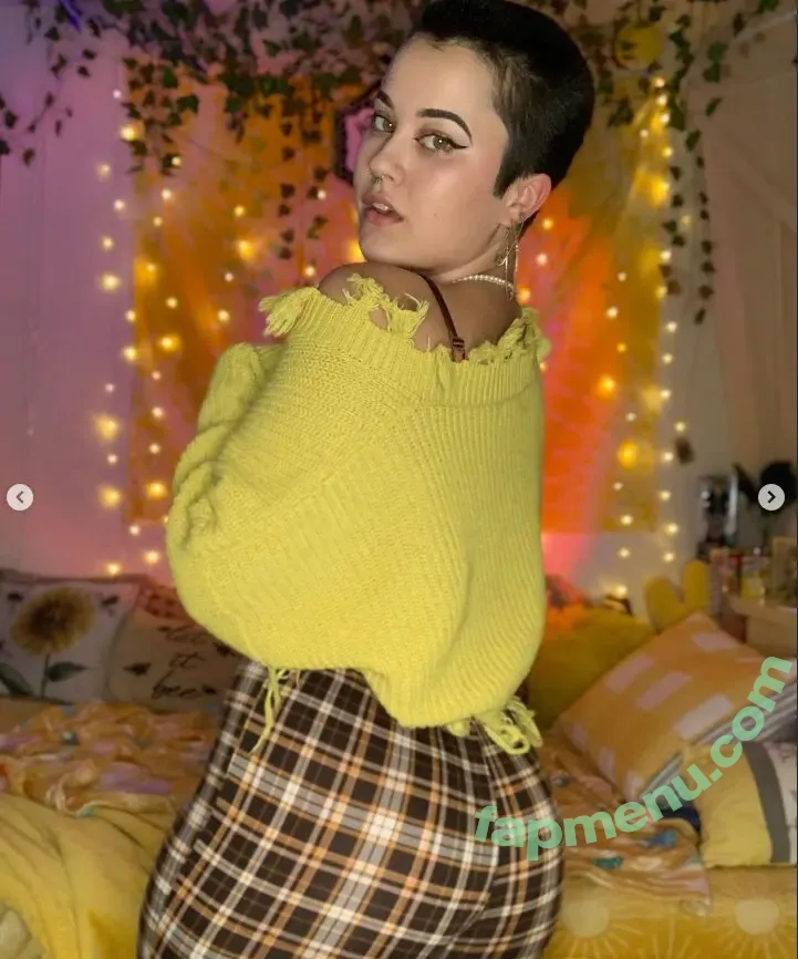 pixieloki nude photo #0067 (Pixie.loki / abrattypixie)