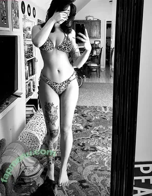 Pixiexsnow / Lapzersus / lassienot2 / luckyolliee nude photo #0133