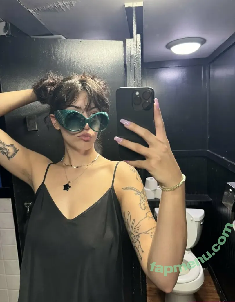 Pixiexsnow nude photo #0140 (Lapzersus / lassienot2 / luckyolliee)