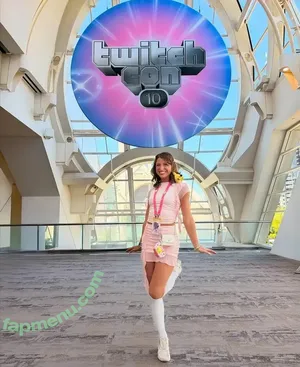 PizzaPrincessG / Giuliana Calascibetta / giulianacalascibetta / realgigigrey nude photo #0019