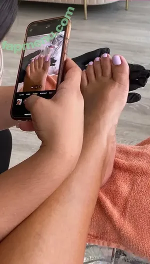 pkelsi22 / mynylonsoles_ nude photo #0109