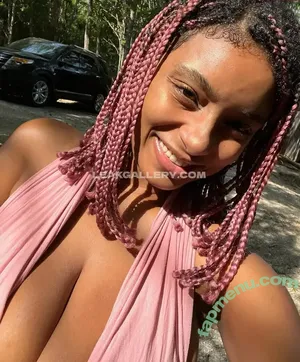  nude photo #0004