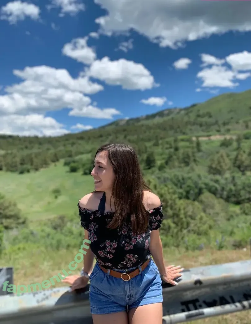 Plantgrl nude photo #0029 (plantgal / plantgirl_50 / sparesushi)