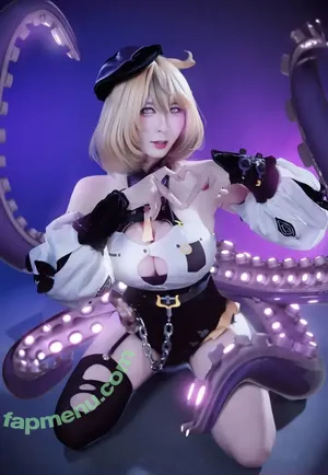 Plathong / sugar.hill_1 / ปลาทอง nude photo #0077