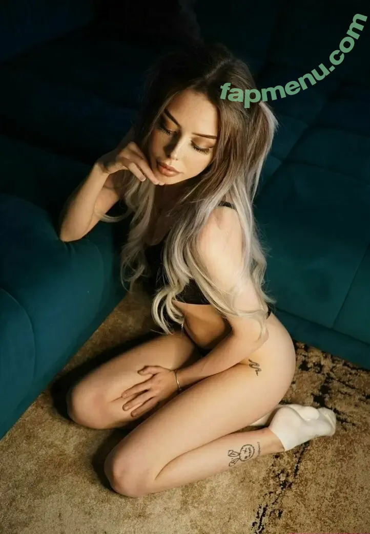 playbunny_laura nude photo #0025 (laurabttel02 / plaeyplace / playbnny / playbnny69 / playbunny)