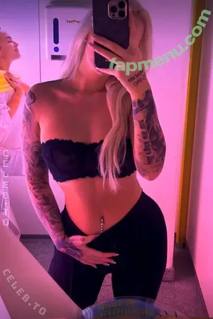 playisabel / DeutscheIsabel / chloerushofficial / deutsche_isabel nude photo #0165