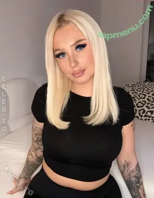 playisabel / DeutscheIsabel / chloerushofficial / deutsche_isabel nude photo #0188