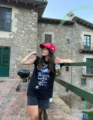 playnofuckinggames / maryjanestillhere / xx.kittenflowers.xx nude photo #0061