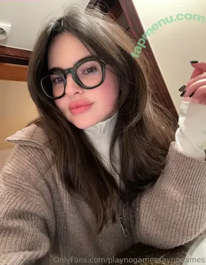 playnofuckinggames / maryjanestillhere / xx.kittenflowers.xx nude photo #0093