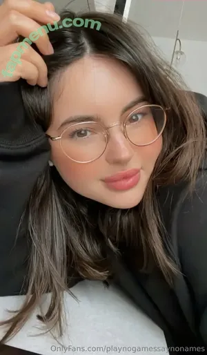 playnofuckinggames / maryjanestillhere / xx.kittenflowers.xx nude photo #0119