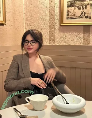 playnofuckinggames / maryjanestillhere / xx.kittenflowers.xx nude photo #0147