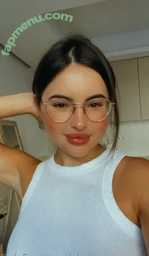 playnofuckinggames / maryjanestillhere / xx.kittenflowers.xx nude photo #0155