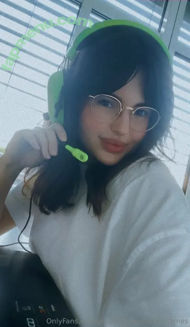 playnofuckinggames nude photo #0113 (maryjanestillhere / xx.kittenflowers.xx)