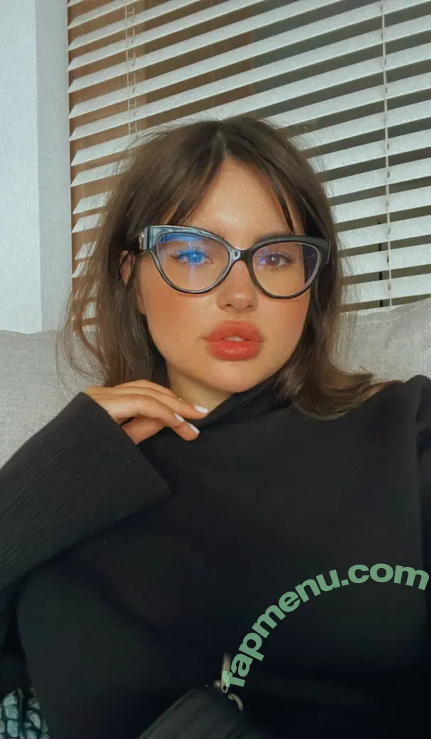 playnofuckinggames nude photo #0161 (maryjanestillhere / xx.kittenflowers.xx)