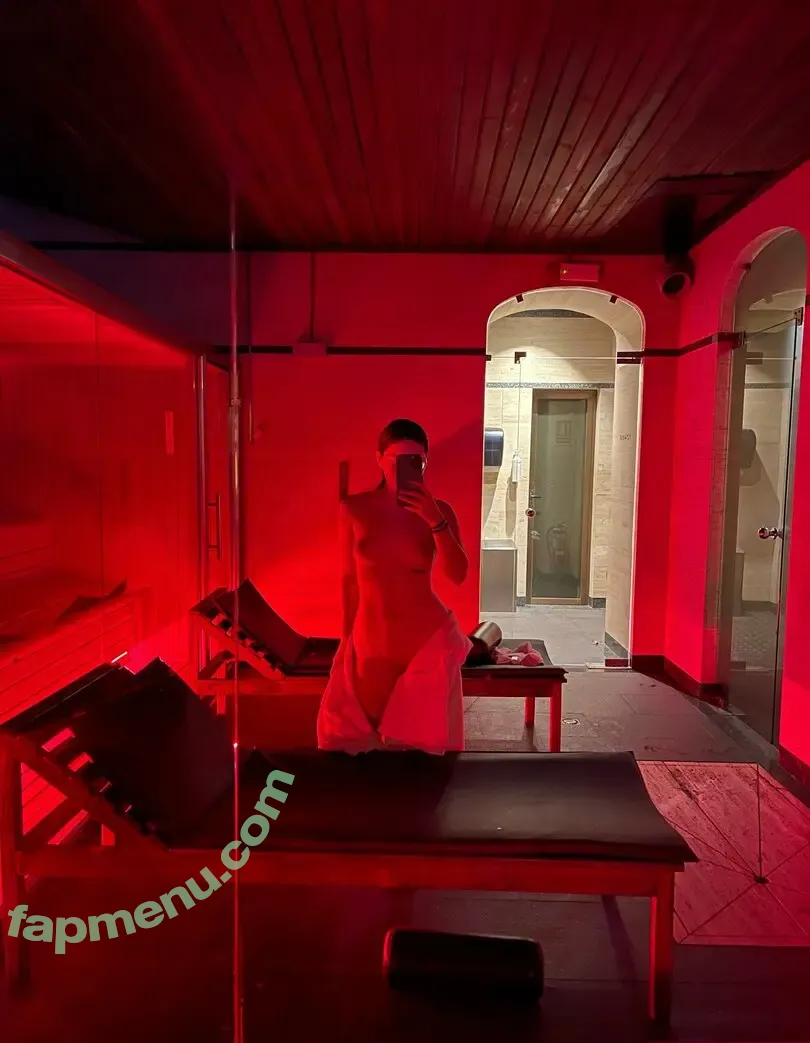 playnofuckinggames nude photo #0177 (maryjanestillhere / xx.kittenflowers.xx)