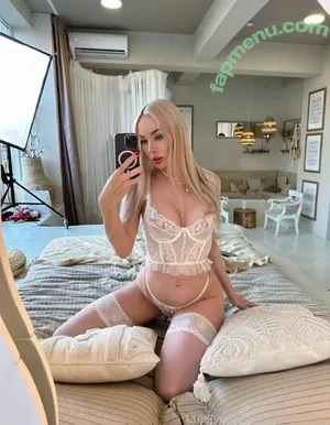 PlaywithAnny / iamplaywithanny nude photo #0079