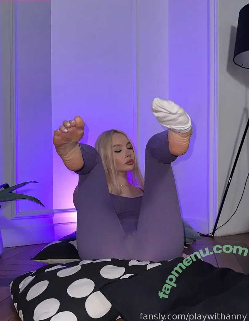 PlaywithAnny nude photo #0074 (iamplaywithanny)