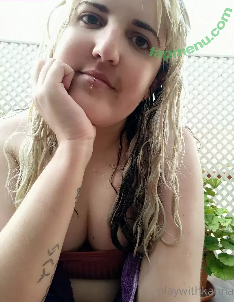 playwithkanna nude photo #0008 (kikimariska93)