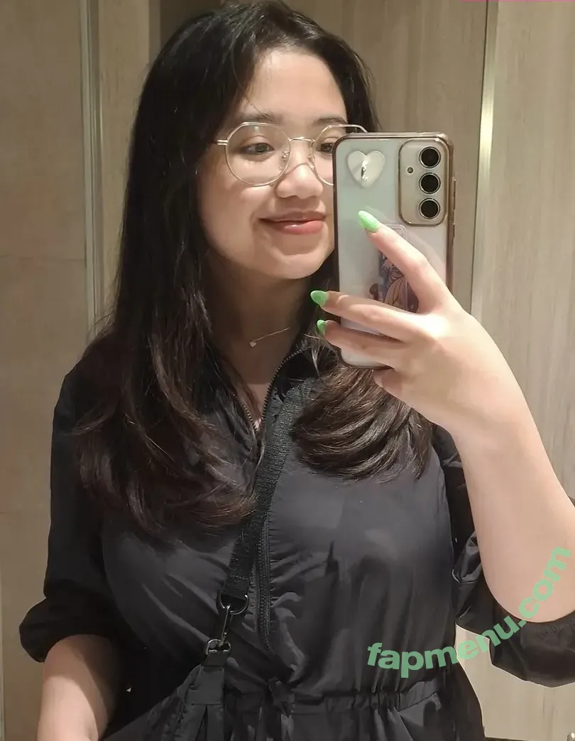 PleasedByViolet nude photo #0054 (PleasedByViolet)