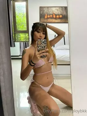 ploybkk / ploymolly nude photo #0138