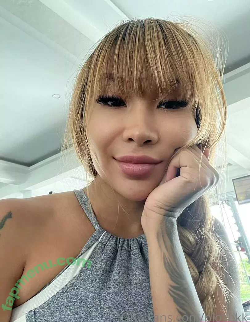 ploybkk nude photo #0145 (ploymolly)