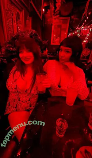 plsmeowtome / marlenareyess nude photo #0078