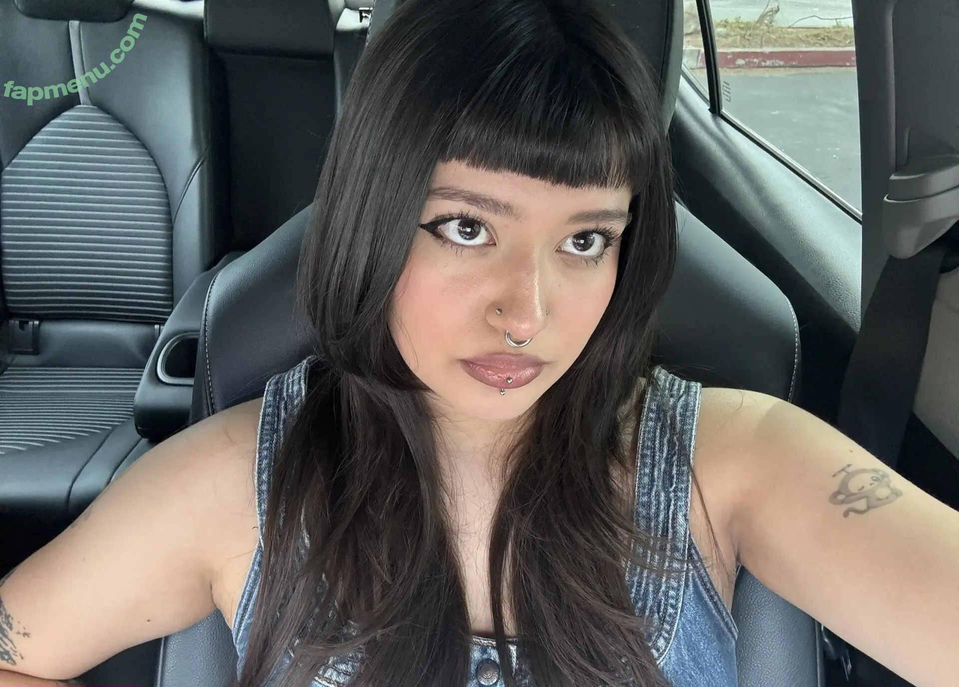 plsmeowtome nude photo #0039 (marlenareyess)