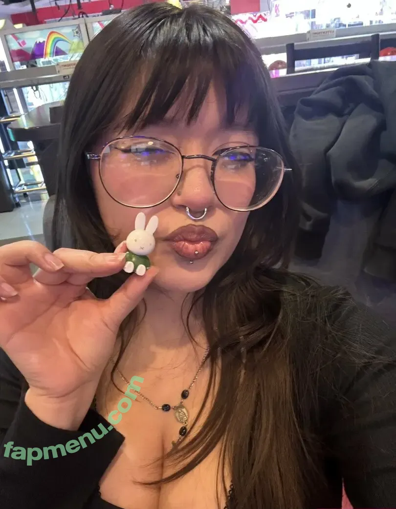 plsmeowtome nude photo #0087 (marlenareyess)