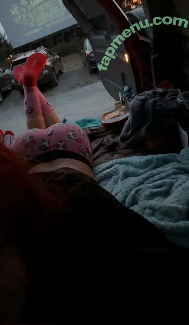 plutocoochie nude photo #0003 (plutoscoochie)