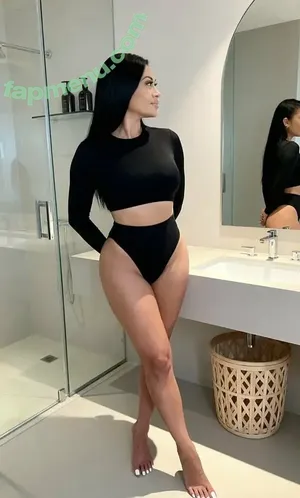 pnaybb / pnayxxxtacy / thebrxruiz nude photo #0013