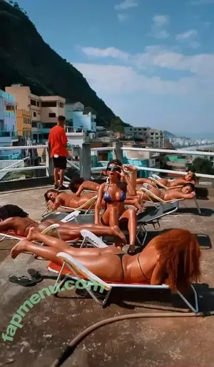 Pocah / pocahontasoficial nude photo #0251