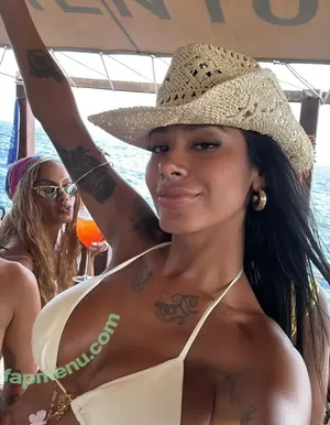 Pocah / pocahontasoficial nude photo #0293