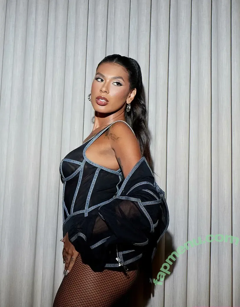 Pocah nude photo #0223 (pocahontasoficial)