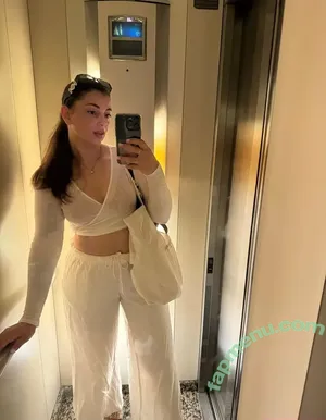 pocahontas.aya / themodern.pocahontas nude photo #0120