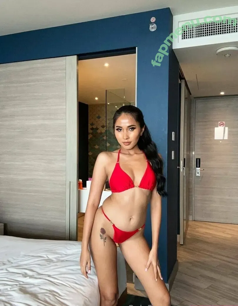 pocalovee nude photo #0101 (p.o.c.a.l.o.v.e)