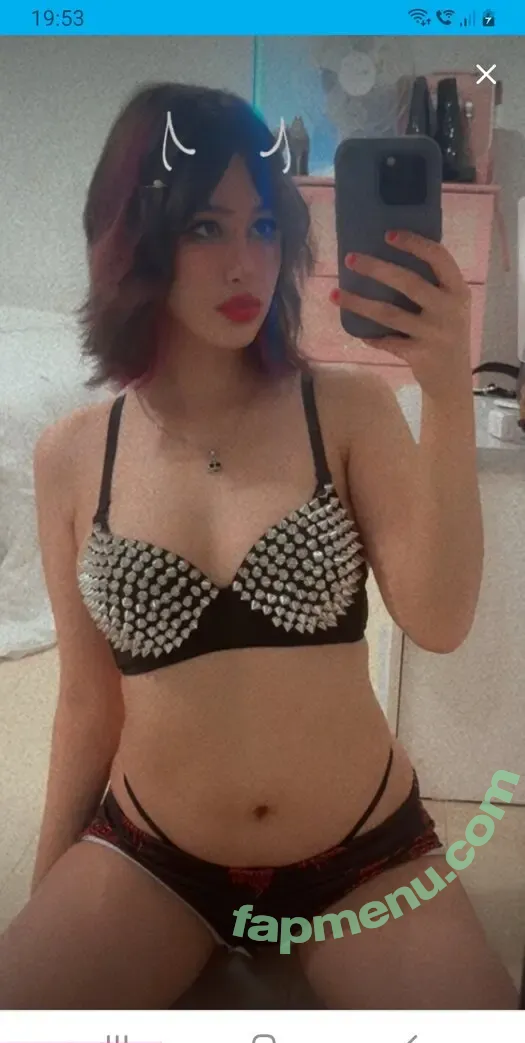 pocketgf nude photo #0020 (mekamew)