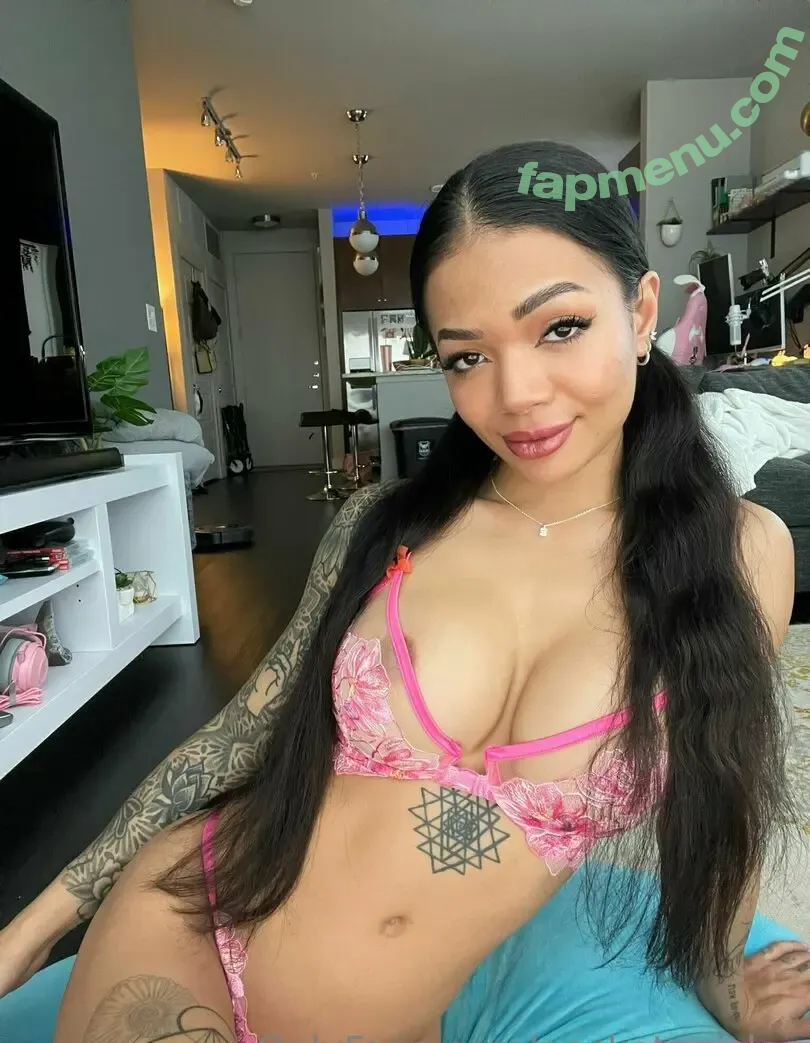 pocketpaisley nude photo #0010 (pocketpaisley)