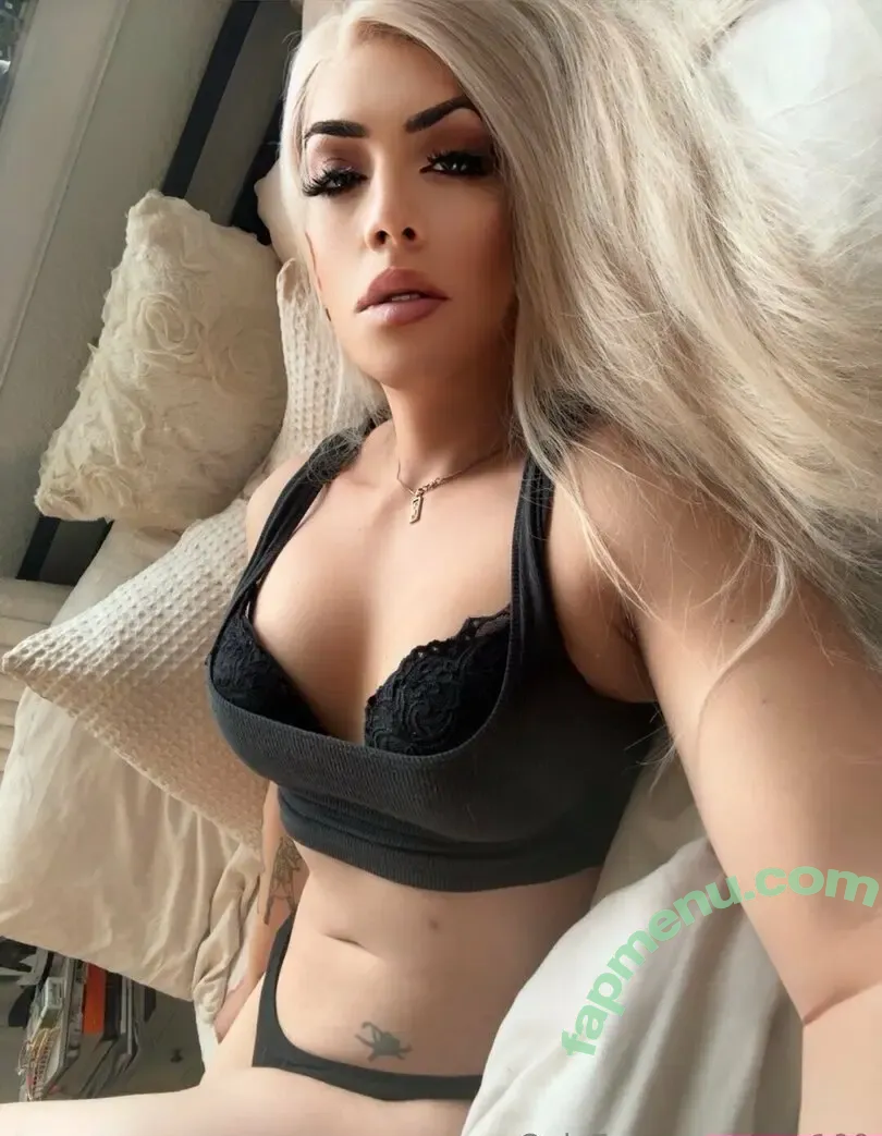 poe100 nude photo #0001 (poe100)