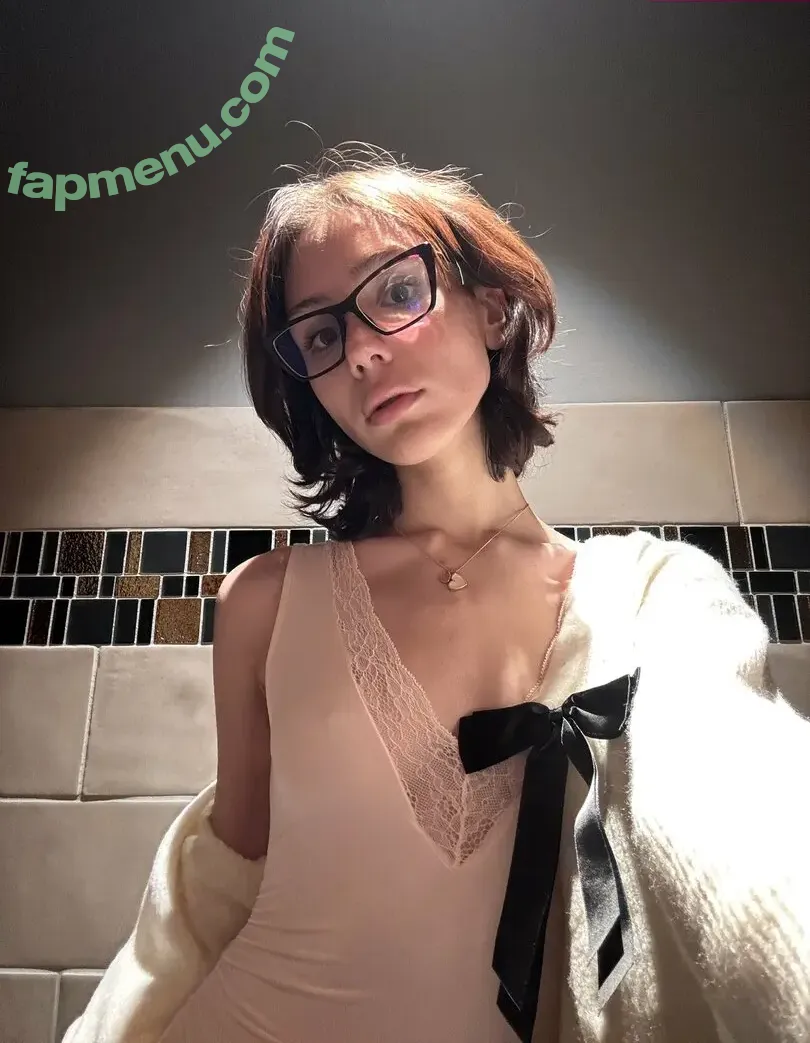 pohuii_ nude photo #0010 (мурка / 神風)