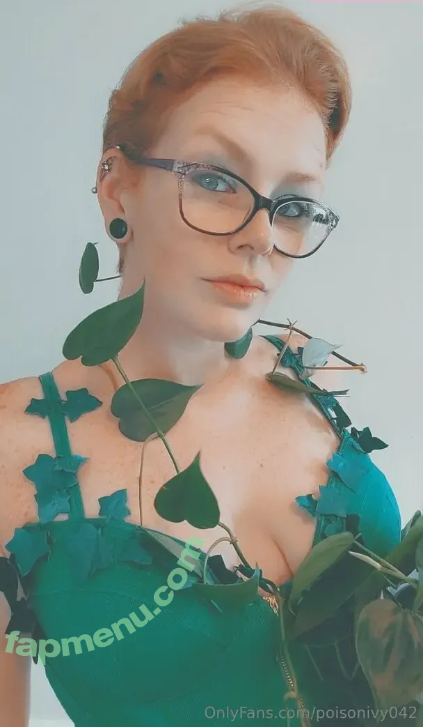 poisonivy042 nude photo #0007 (poisonivy402)