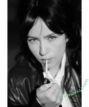 Pola Petrenko / Pauline Maugauin / polapetrenko nude photo #0050