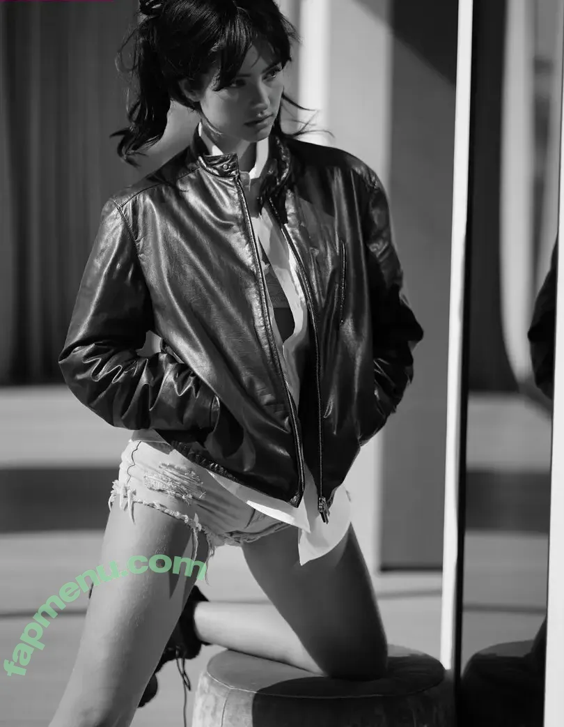 Pola Petrenko nude photo #0052 (Pauline Maugauin / polapetrenko)