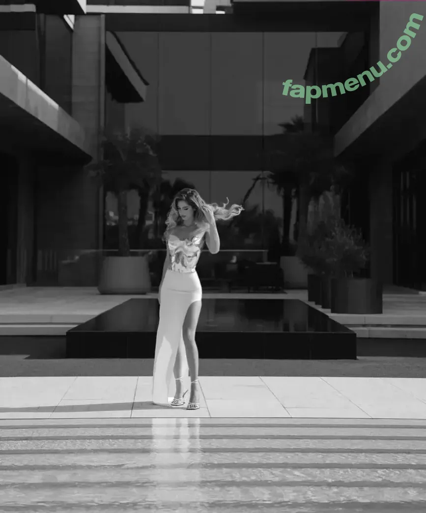 Pola Petrenko nude photo #0069 (Pauline Maugauin / polapetrenko)