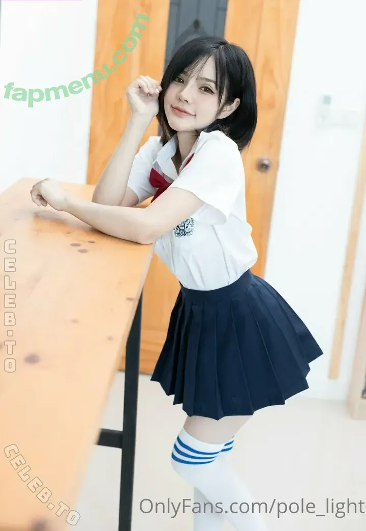 pole_light nude photo #2562 (kaijeaw_rin)