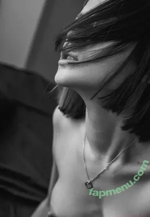 Polina Knyazeva / polushatolstusha nude photo #0918